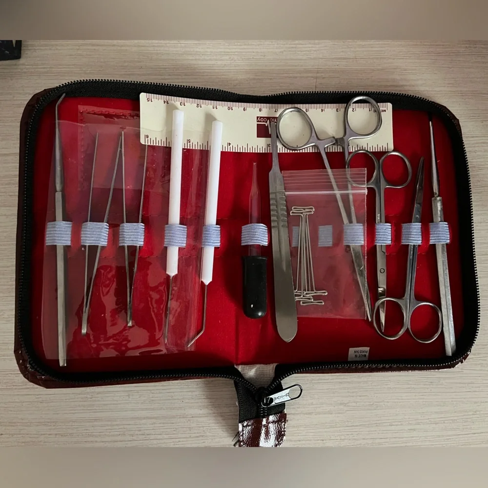 Anatomy Dissection Kit - Picture 1 of 2